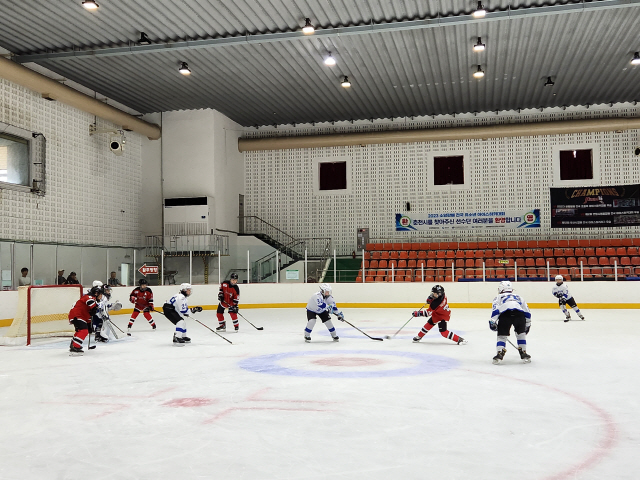 Soyang Gangbae Youth Ice Hockey Tournament Opens in Chuncheon